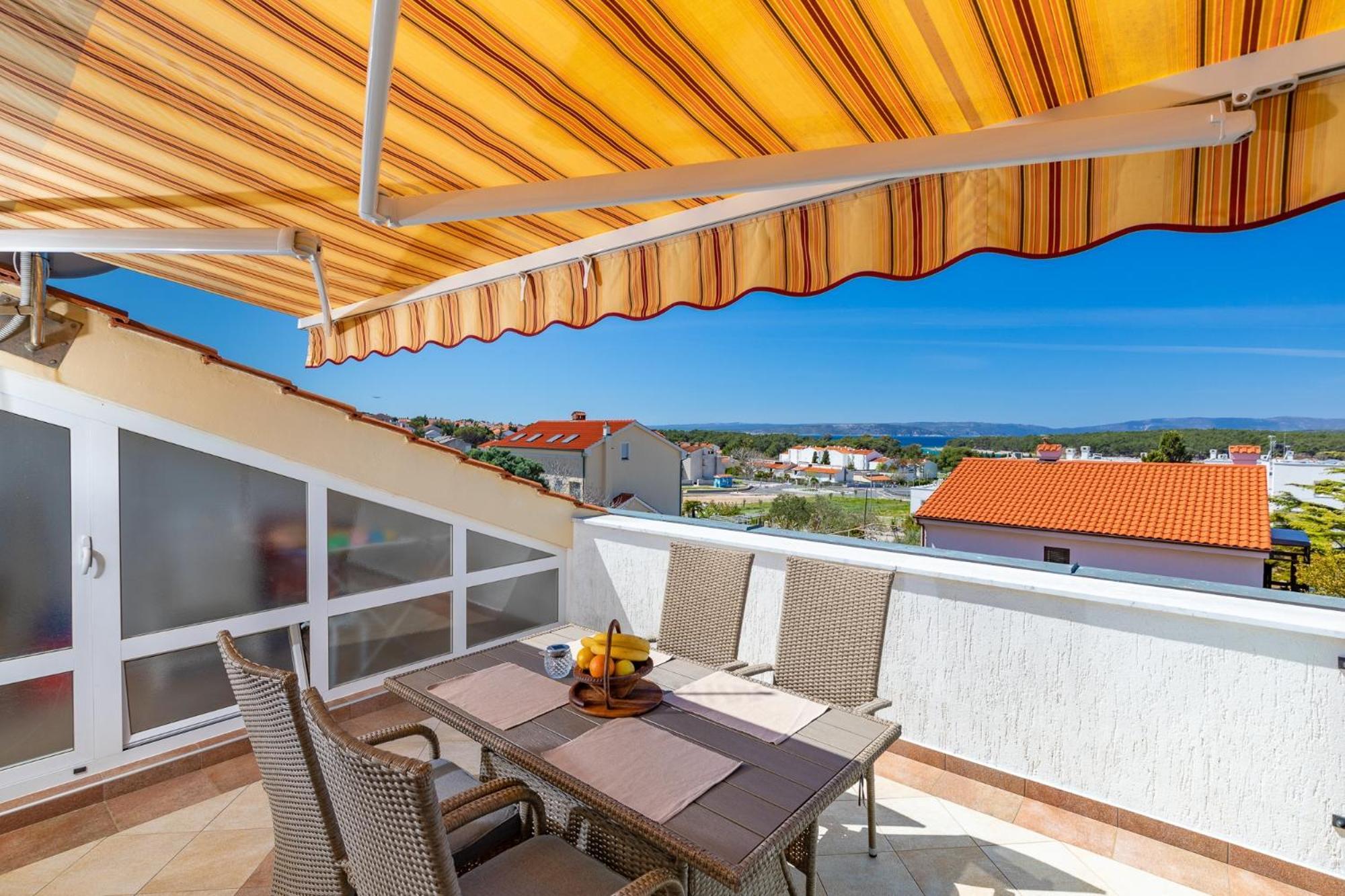 Apartments With A Parking Space Punat, Krk - 20553 Exterior foto